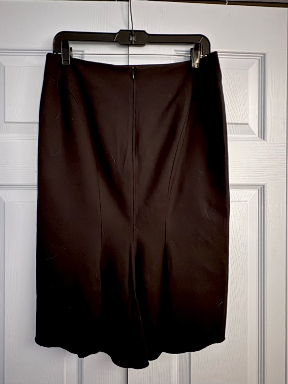 BCBGMaxAzria 2001 Black Pencil Skirt w mini ruffle tail sz 4